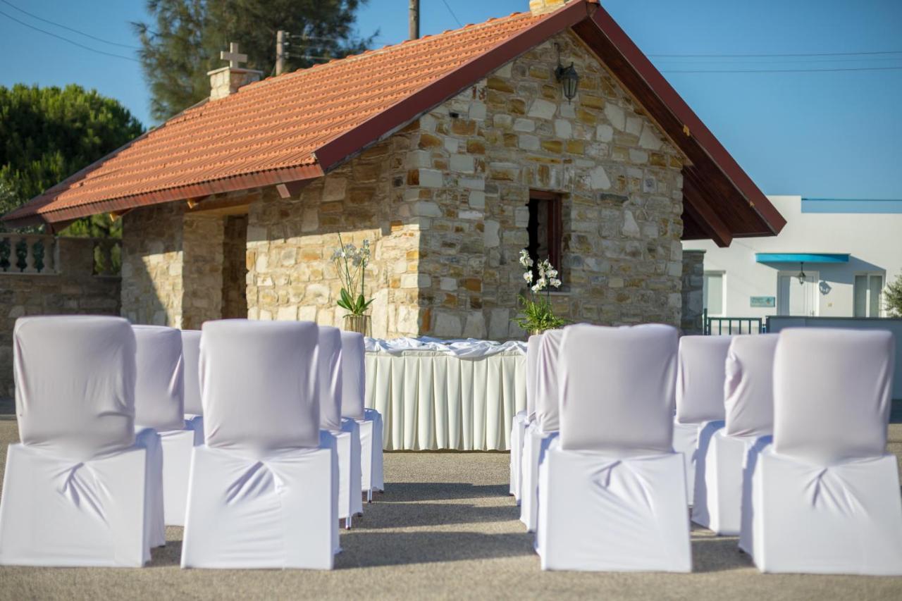 Quality Lodge, BW Premier Collection Larnaca Bagian luar foto