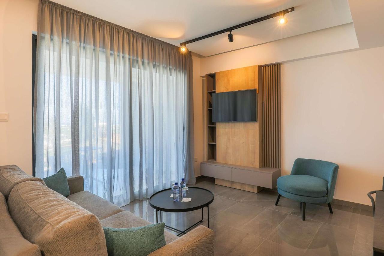 Quality Lodge, BW Premier Collection Larnaca Bagian luar foto